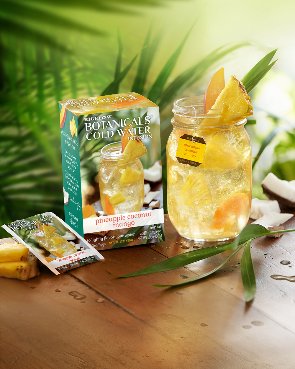 Bigelow Botanical Pineapple Coconut Mango Cold Water Infusion in Mason Jar