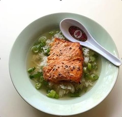 Baked Salmon With Rice and Green Tea Lemon Broth