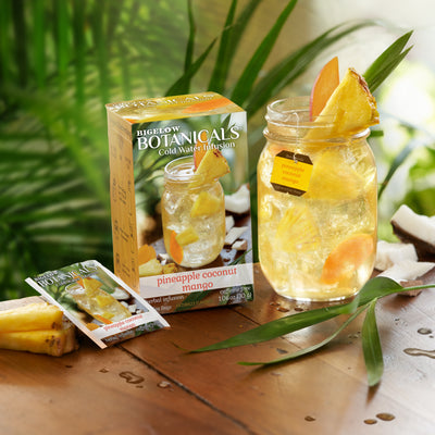 Bigelow Botanical Pineapple Coconut Mango Cold Water Infusion in Mason Jar